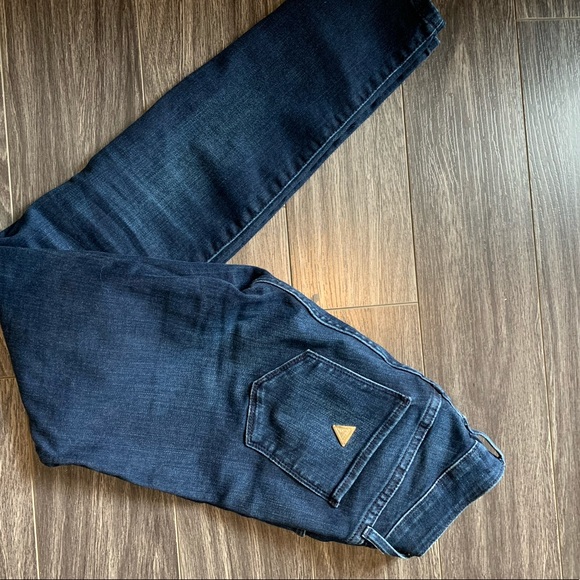 Guess jeans sexy curve 💙 - Picture 1 of 3